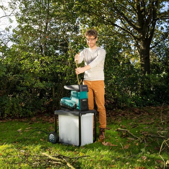 Elektrische Tuinhakselaar - 2500W - Takken tot 45 mm - 60L Opvangzak - Stille Hakselaar voor Tuinafval — afbeelding 2