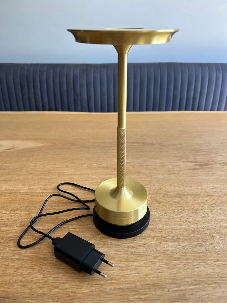 Eclips Horeca LED Tafellamp - Goud - Met laadstation, dimbaar, 3 lichtkleuren, IP54, voor binnen en buiten
