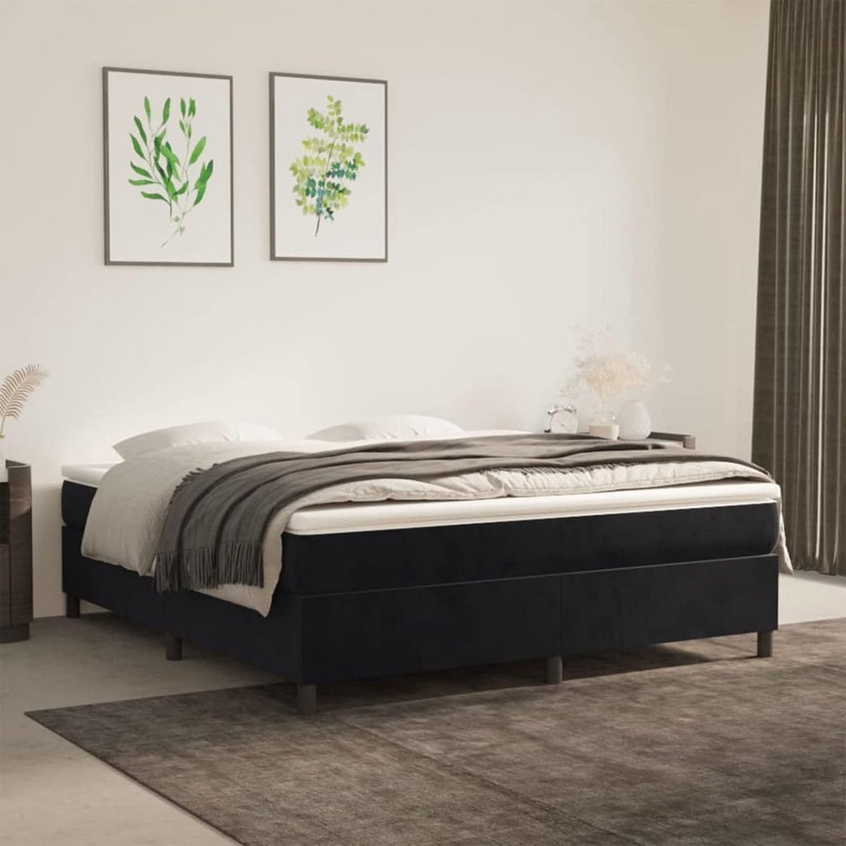 Bedframe met Fluweel - Modern Bedframe - Goede Nachtrust - Stabiele Steunpoten - 180 x 200 cm - Zwart