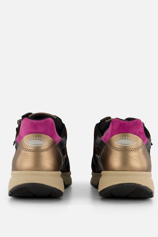 Achterkant van de schoen met goudkleurige, roze en zwarte accenten. Logo "rollingssoft" zichtbaar.