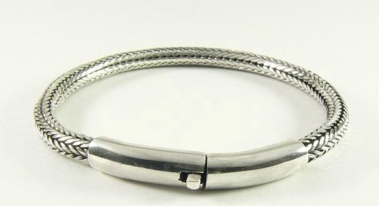 Gevlochten zilveren armband met kliksluiting - pols 19 cm
