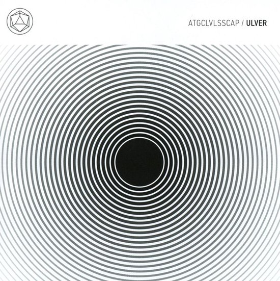 Cover met concentrische cirkels in zwart-wit en de tekst ATGCLVLSSCAP / ULVER.