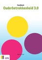 Boekomslag met een grote gele cirkel, een roze cirkel en een paarse cirkel op een blauwe achtergrond. Titel: Handboek Ouderbetrokkenheid 3.0.