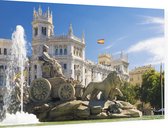De fontein en paleis van Cibeles in toeristisch Madrid - Foto op Dibond - 90 x 60 cm
