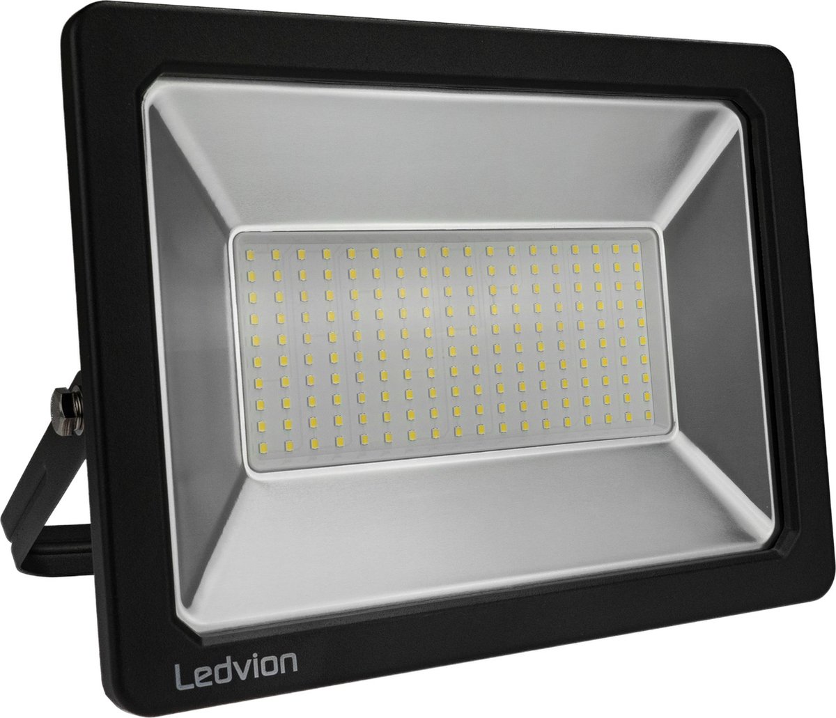 Ledvion Breedstraler Osram, 150W, 18000 Lumen, 4000K, Quick Connector, 5 Jaar garantie, LED, Buitenlamp, Binnen Lamp