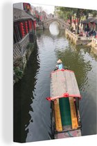 Canvas Schilderij Gondel door de wateren van Wuxi in China - 90x120 cm - Wanddecoratie