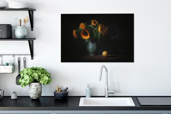Nature morte de tournesols sur fond noir 90x60 cm - Tirage photo sur toile (Décoration murale salon / chambre)