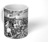 Mok - Slag bij de Milvische brug - schilderij van Giulio Romano - zwart wit - 350 ML - Beker