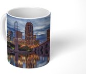 Mok - Minneapolis met de De Third Avenue Bridge in de Verenigde Staten - 350 ML - Beker