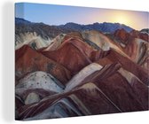 Canvas schilderij 180x120 cm - Wanddecoratie Danxia landschap China - Muurdecoratie woonkamer - Slaapkamer decoratie - Kamer accessoires - Schilderijen