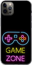 Geschikt voor iPhone 12 Pro Max hoesje - Controller - Game - Neon - Zwart - Quotes - Game zone - Siliconen Telefoonhoesje