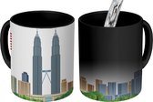 Magische Mok - Foto op Warmte Mok - skyline van Kuala Lumpur met de Petronas Towers - 350 ML