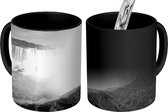 Magische Mok - Foto op Warmte Mok - Panorama Niagarawatervallen - zwart wit - 350 ML