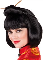 Pruik Chinese Courtesan - Geisha - Aziatisch - China - Kort steil haar met hoge knot en stokjes - Zwart - Dames