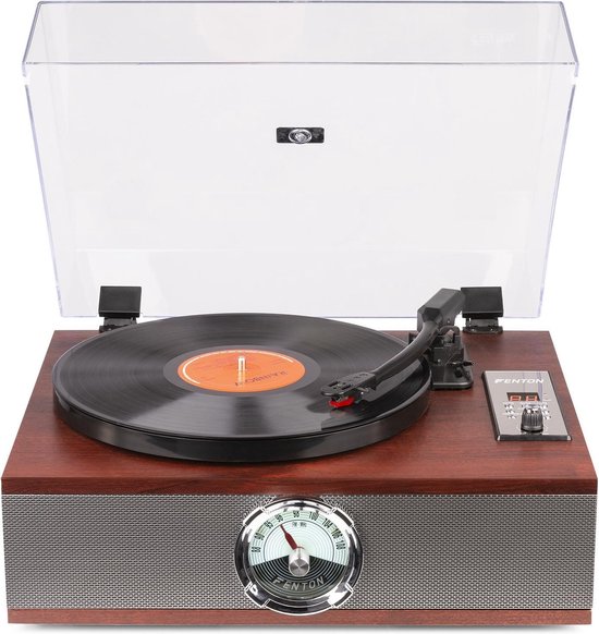 Houten platenspeler met open klep, platenspeler en bedieningspaneel.