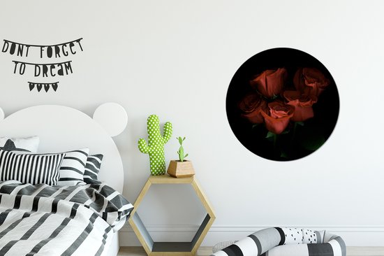 Roses rouges sur fond noir Cercle mural aluminium ⌀ 60 cm - impression photo sur cercle mural / cercle vivant / cercle de jardin (décoration murale)