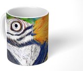 Mok - Koffiemok - Close-up van een kleurrijke papegaai - Mokken - 350 ML - Beker - Koffiemokken - Theemok