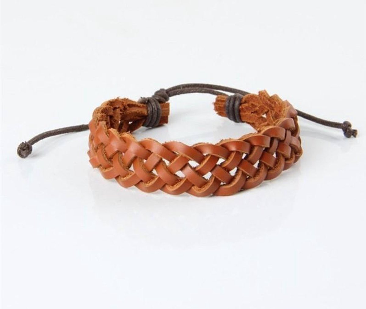 Aramat Jewels | Armbanden | Bruine Gevlochten Leren Armband – Verstelbaar 21cm 16mm Breed | | | |12mm | Leer | Volwassenen | Verkleurd niet