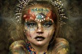Bouchent le portrait de la belle fille colorée ethnique avec une grande couronne de perles. maquillage créatif professionnel. peinture de visage - toile d' Art moderne - horizontal - 780955933 - 115 * 75 horizontal