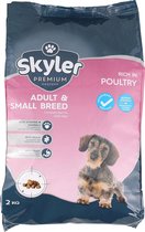 SKYLER PREMIUM dogfood ADULT & SMALL BREED 2 kg, brokken rijk aan gevogelte, voor volwassen honden en kleine rassen.