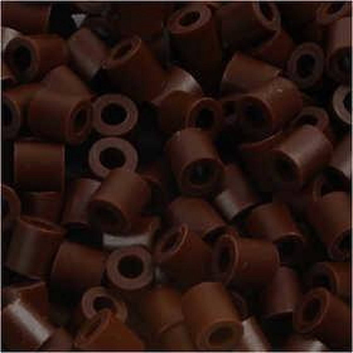 Afbeelding van product Strijkkralen, medium , afm 5x5 mm, bruin (32229), 6000stuks, gatgrootte 2,5 mm