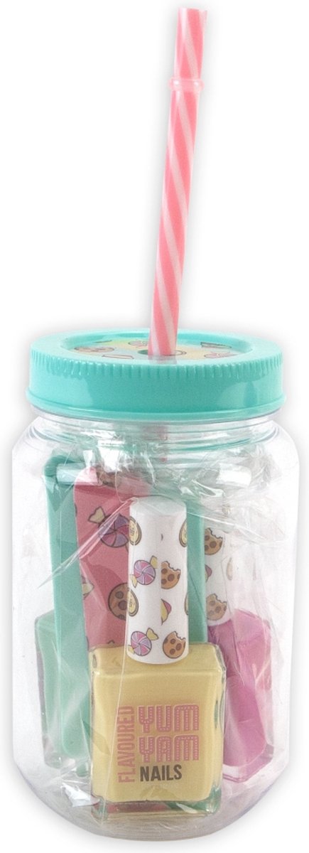 Casuelle Yum Yam Manicure Set in Milkshake-Beker