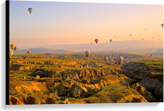 Canvas  - Luchtballonnen boven Heuvels - 90x60cm Foto op Canvas Schilderij (Wanddecoratie op Canvas)