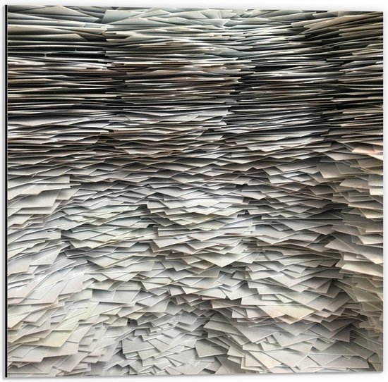 Dibond - Stapels van Papier - 50x50cm Foto op Aluminium (Wanddecoratie van metaal)