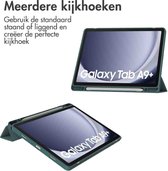 iMoshion Tablet Hoes Geschikt voor Samsung Galaxy Tab A9 Plus - iMoshion Trifold Hardcase Bookcase - Groen