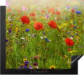 KitchenYeah® Inductie beschermer 60x52 cm - Lente - Bloemen - Rood - Klaproos - Gras - Groen - Kookplaataccessoires - Afdekplaat voor kookplaat - Inductiebeschermer - Inductiemat - Inductieplaat mat
