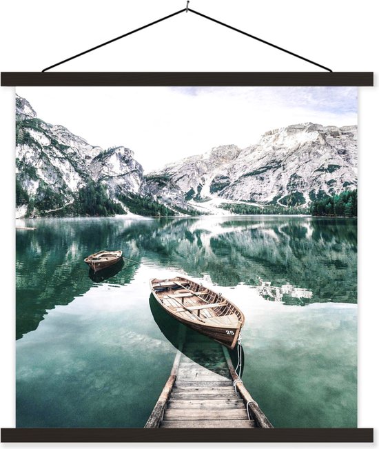 Posterhanger incl. Poster 60x60 cm - Schoolplaat - Bergen - Sneeuw - Winter - Boten - Meer - Natuur - Textielposter - Zwarte latten