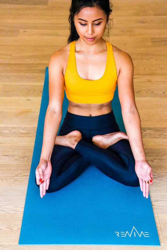REVIVE eco / duurzame Yogamat "SUPREME" - exercise / fitness mat - kleur donkerblauw - 183 x 61 cm, 6 mm dikte, eco gecertificeerd PER van REVIVE — afbeelding 4