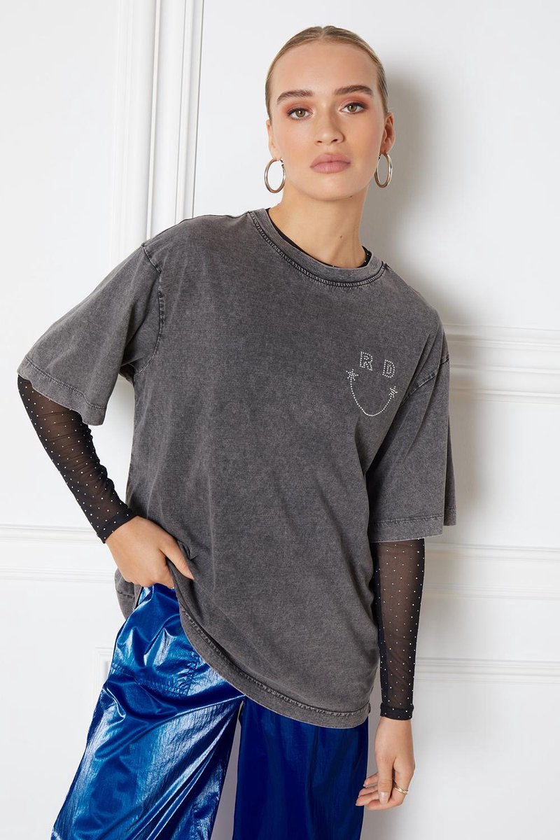Refined Department T-shirt Oversized Smiley Tshirt R2311810383 995 Antra Dames Maat - M