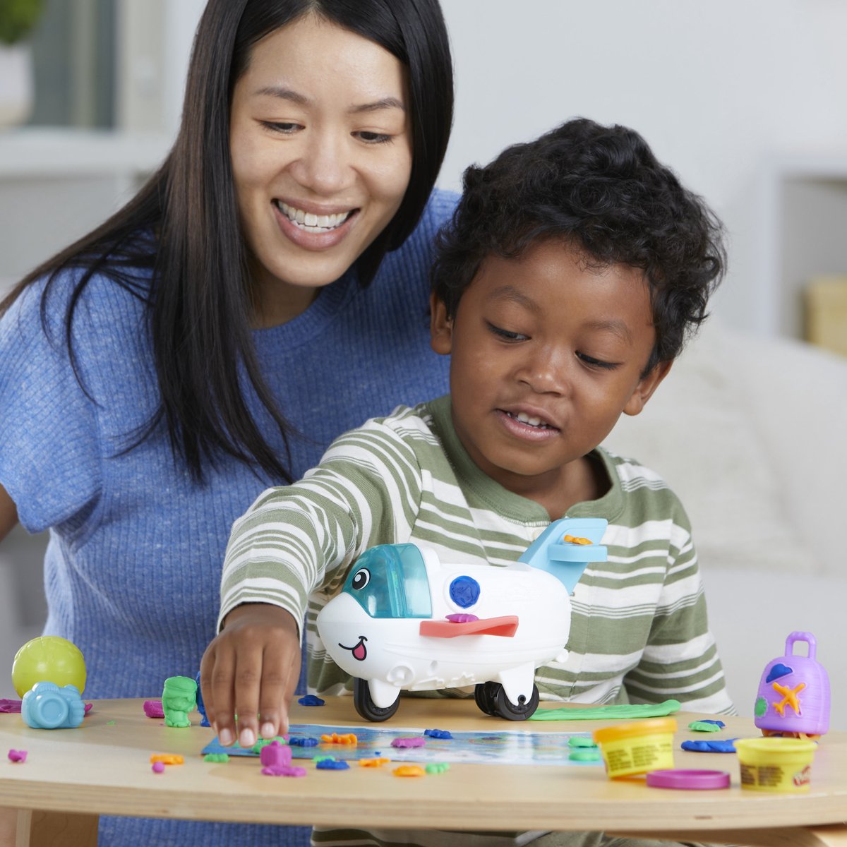 Play-Doh Airplane Explorer Starter Set - Boetseerklei - 4 Play-Doh potjes — afbeelding 8