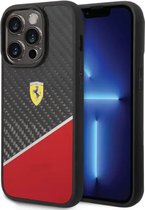 Coque Ferrari Bimatière Carbone & Polycarbonate iPhone 15 Pro - Rouge