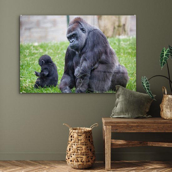 Un grand Gorilla avec son bébé en plexiglas 120x80 cm - Tirage photo sur Glas (décoration murale en plexiglas)