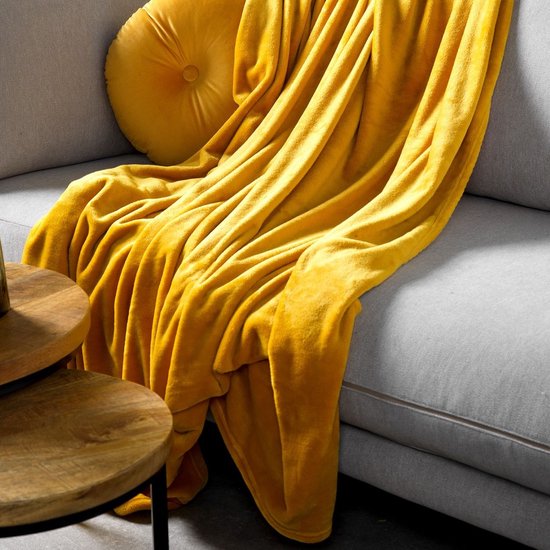 Dutch Decor - HARVEY - Plaid 150x200 cm - superzachte deken van fleece - Golden Glow - geel - Mooie kwaliteit - Cadeau tip!