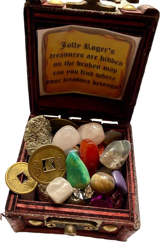 Chasse au trésor de Jolly Roger Coffre au trésor de pirate rempli de pierres précieuses, de pièces porte-bonheur et de diamants