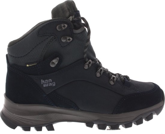 Zijaanzicht donkerblauwe Hanwag wandelschoen met grijze details, veters en Gore-Tex.