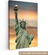 Canvas schilderij 90x140 cm - Wanddecoratie New York - Vrijheidsbeeld - Zonsondergang - Muurdecoratie woonkamer - Slaapkamer decoratie - Kamer accessoires - Schilderijen