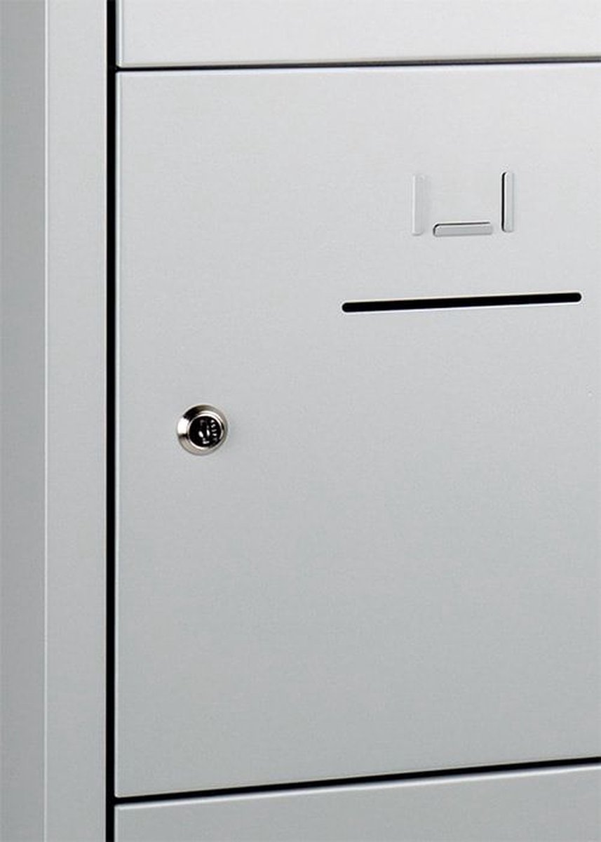 ABC Kantoormeubelen Lockerkast SHC met 15 deuren voorzien van brievensleuf in aluminium met cilinderslot Aluminium (RAL9006)