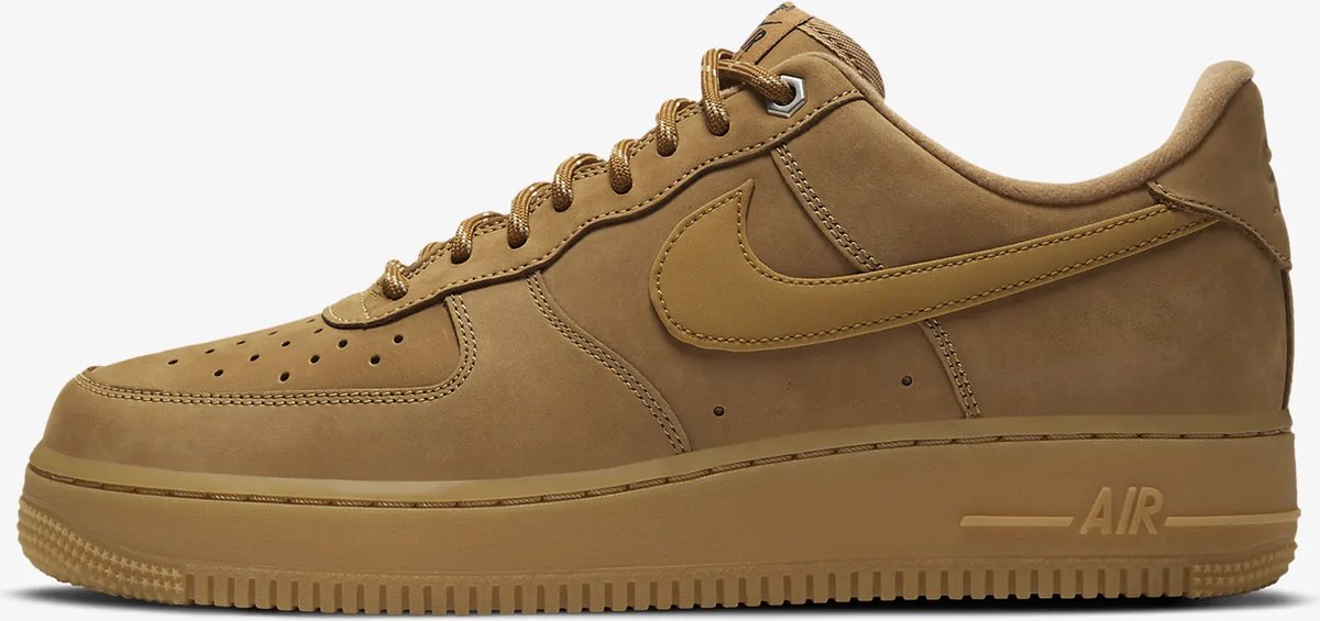 Nike Air Force 1 Low Flax Bruin