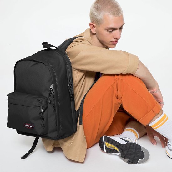 Eastpak BACK TO WORK Rugzak, 27 Liter, 15 inch laptopvak - Black