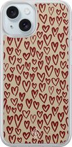 Casimoda® hoesje - Geschikt voor iPhone 15 - Sweet Hearts - 2-in-1 case - Schokbestendig - Illustratie - Verhoogde randen - Rood, Transparant
