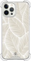 Casimoda® hoesje - Geschikt voor iPhone 12 Pro - Palmy Leaves Beige - Shockproof case - Extra sterk - Siliconen/TPU - Bruin/beige, Transparant