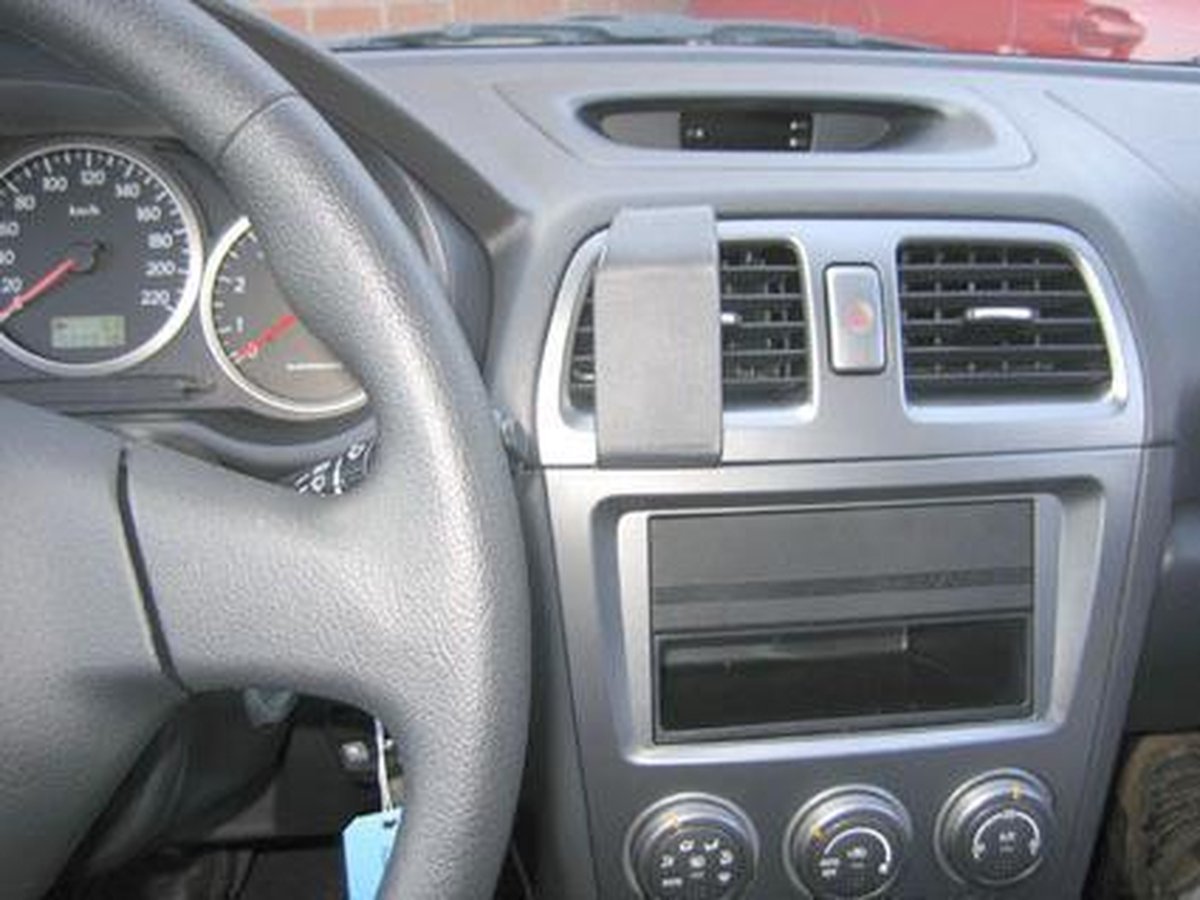 Brodit ProClip houder geschikt voor Subaru Impreza 2005-2007 Center mount