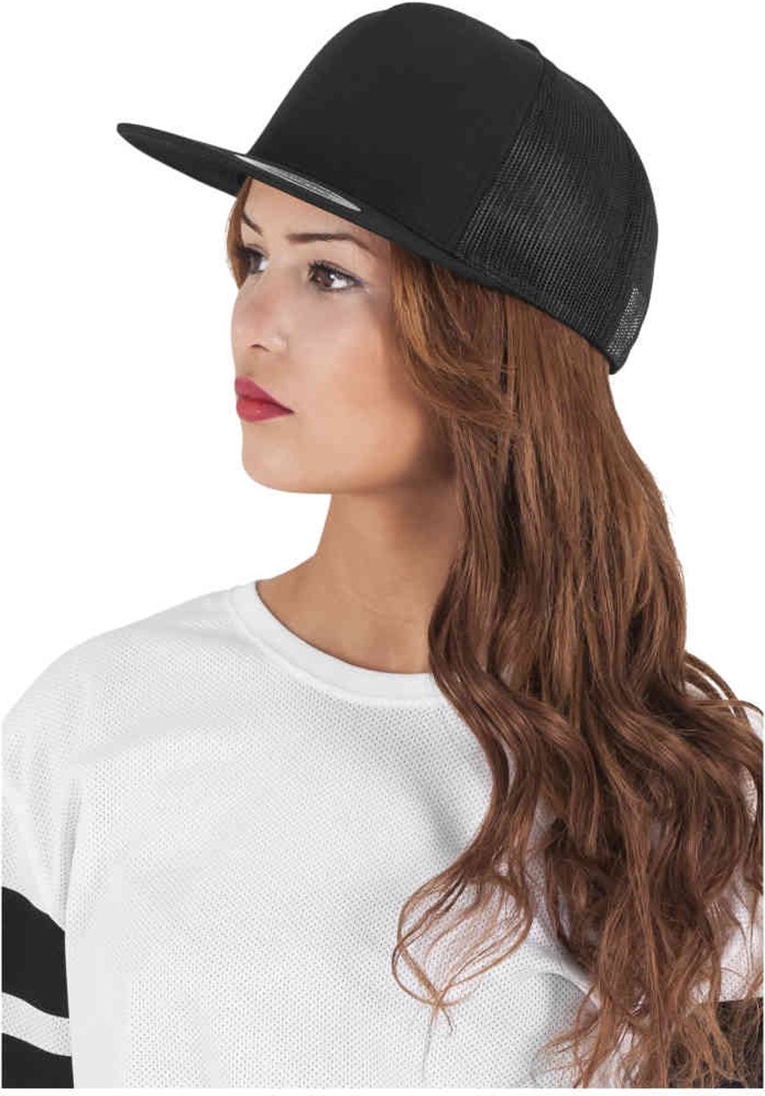 Classic Trucker - Black - Flexfit Yupong