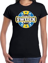 Have fear Sweden is here t-shirt met sterren embleem in de kleuren van de Zweedse vlag - zwart - dames - Zweden supporter / Zweeds elftal fan shirt / EK / WK / kleding L