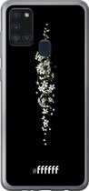 6F hoesje - geschikt voor Samsung Galaxy A21s -  Transparant TPU Case - White flowers in the dark #ffffff