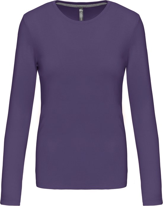 Voorkant van een paars Kariban T-shirt met lange mouwen, ronde hals.